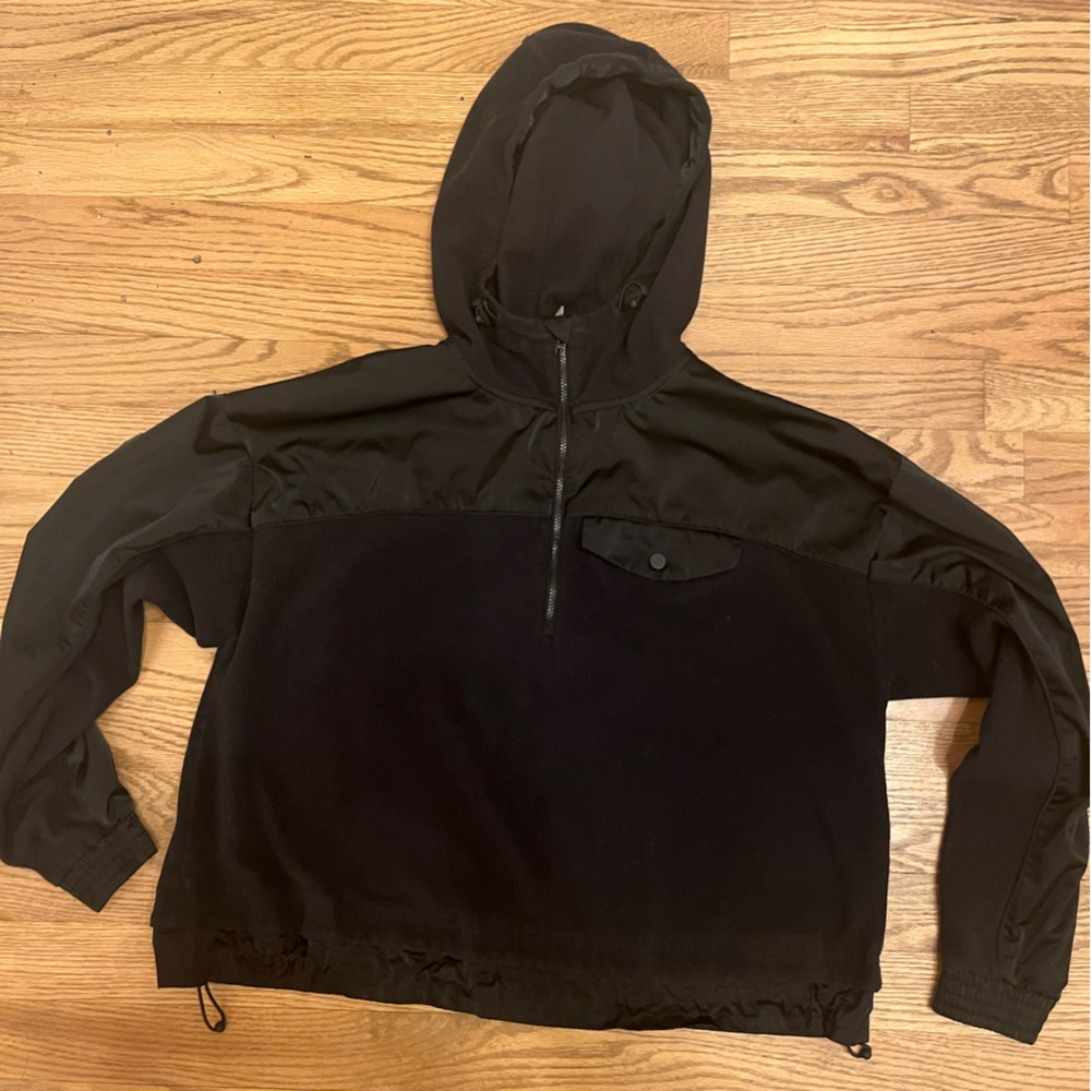 Athleta ZION Microfleece 1/2 Zip Hoodie Black Women’s XXS Cropped